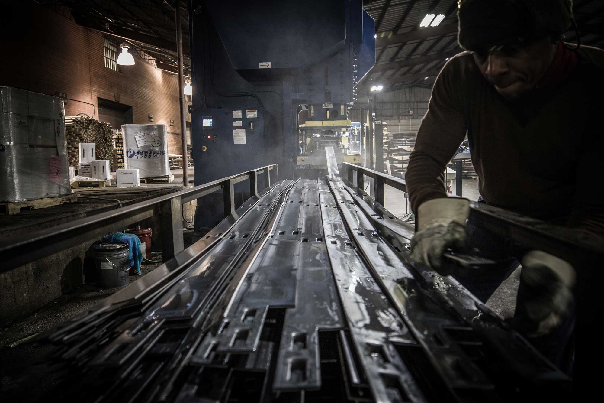 Acme Manufacturing Co. Denver, CO Metal Manufacturing